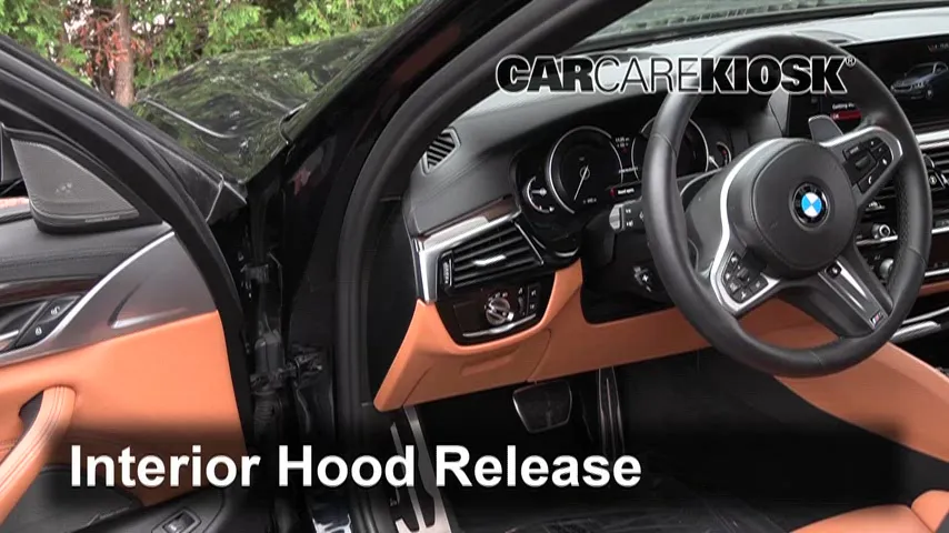 2018 BMW M550i xDrive 4.4L V8 Turbo Capó